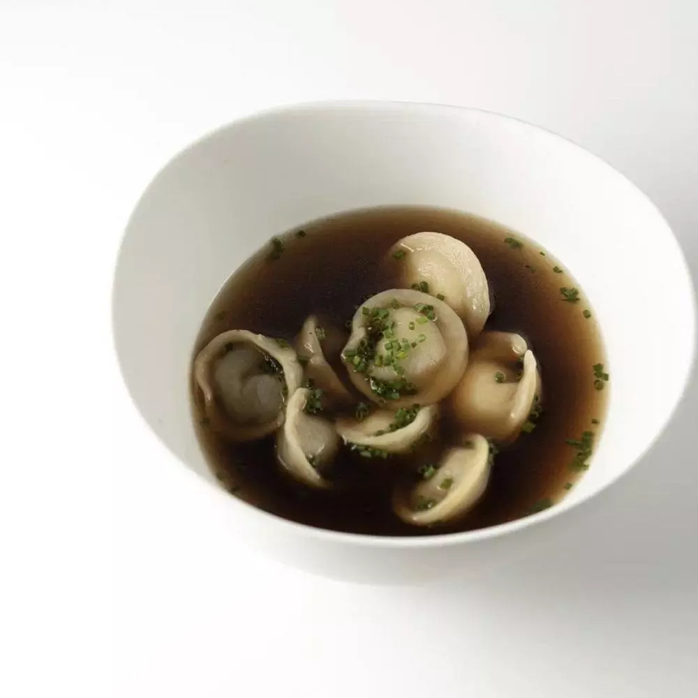 Суп из белых грибов с двумя видами пельменей - фотоминиатюра 51